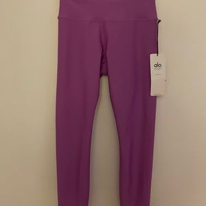 Alo leggings yoga med electric pink never used tags women